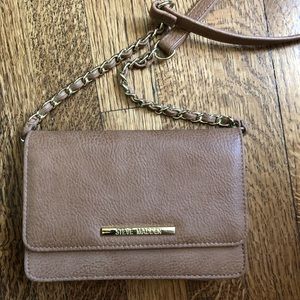NUDE Steve Madden purse, gold chain